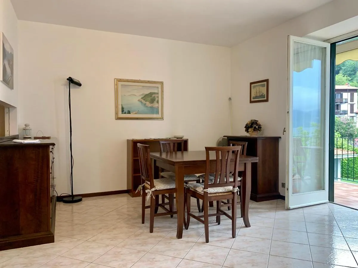 Mamma Ciccia - Lake Front Apartment, Beach And Swimming Pool Lierna 0*,  Italien