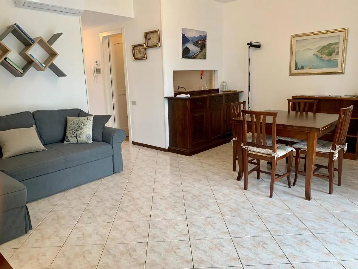 Mamma Ciccia - Lake Front Apartment, Beach And Swimming Pool Lierna Apartment